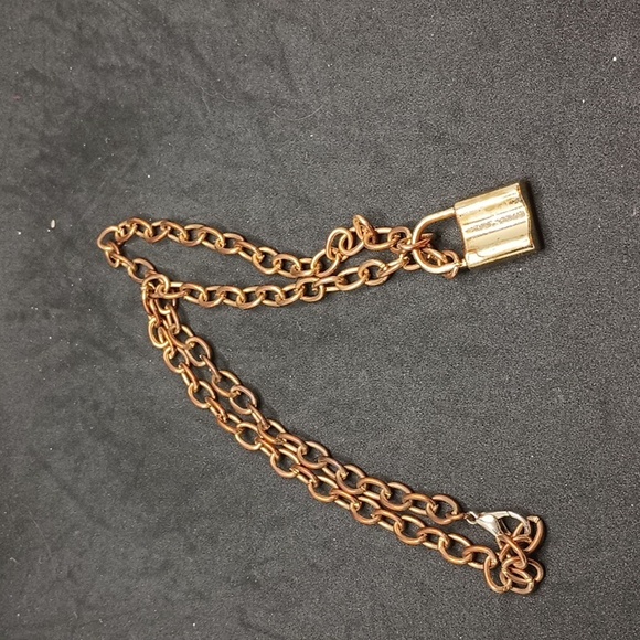 vintage gold tone bronze tone lock necklace - Picture 2 of 4